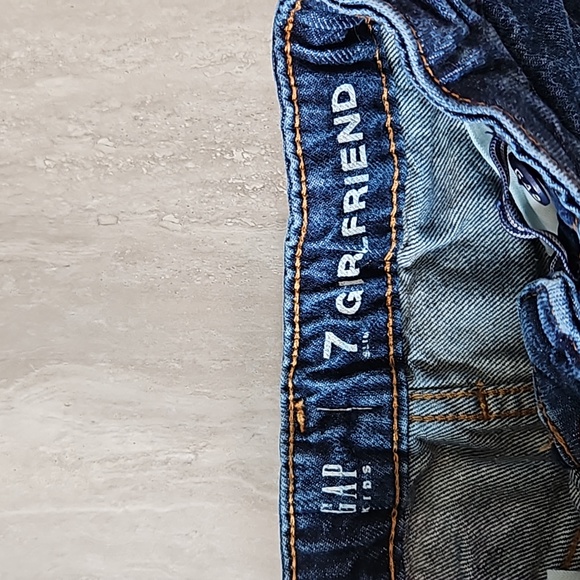 Girls Gap sz 7 SLIM girlfriend jeans. Adjustable waist. - Picture 3 of 3